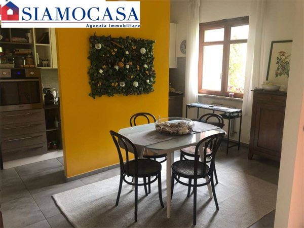 casa indipendente in vendita ad Alessandria in zona Borsalino