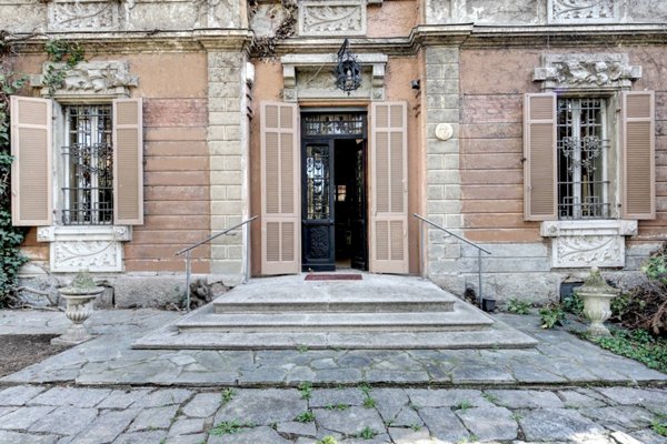 casa indipendente in vendita ad Alessandria in zona Litta Parodi