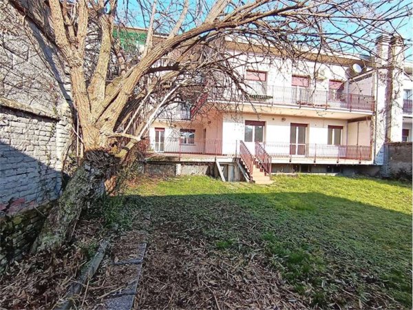 casa indipendente in vendita ad Alessandria in zona zona Pista
