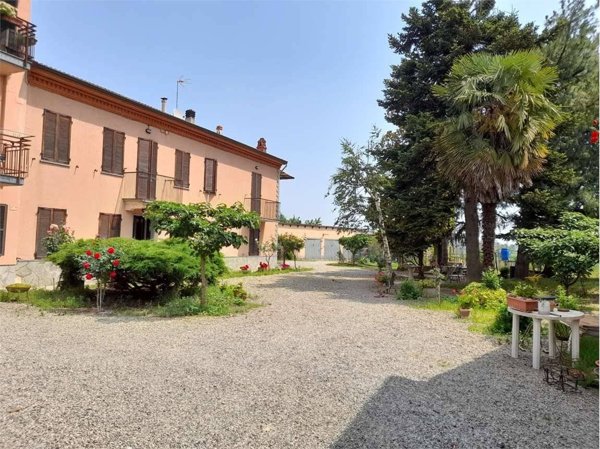 appartamento in vendita ad Alessandria in zona Centro Città