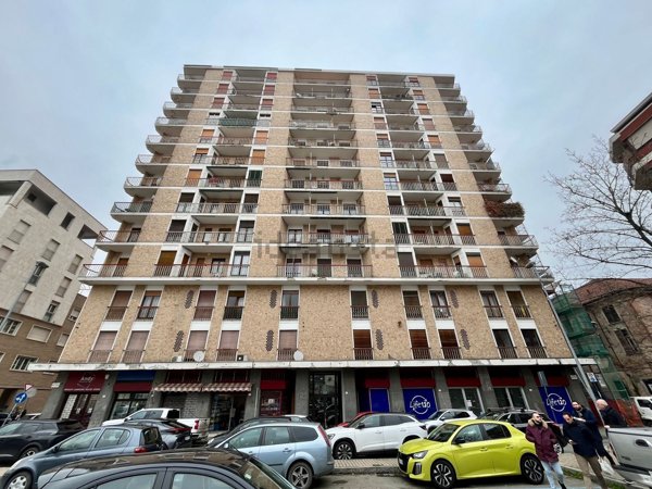 appartamento in vendita ad Alessandria in zona Borgo Rovereto