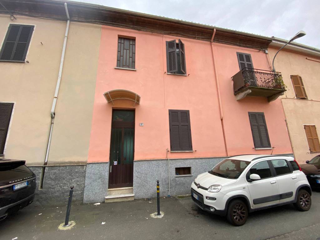 casa indipendente in vendita ad Alessandria in zona Il Cristo