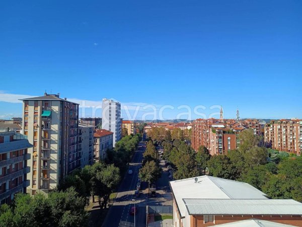 appartamento in vendita ad Alessandria in zona zona Pista