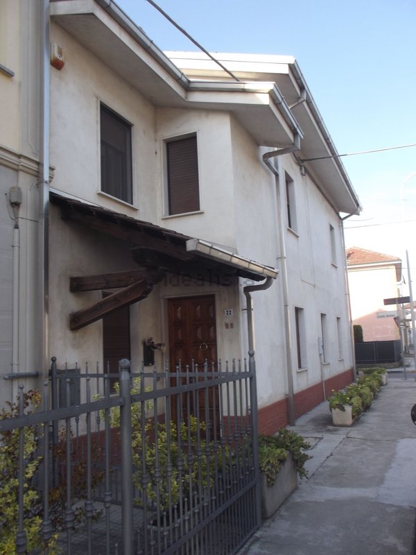 appartamento in vendita ad Alessandria in zona Cascinagrossa