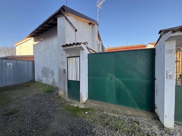 casa indipendente in vendita ad Alessandria