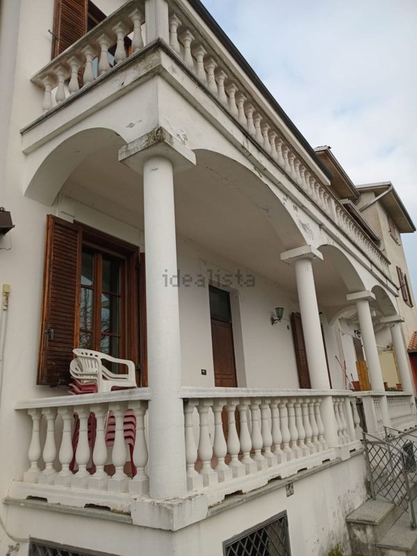 casa indipendente in vendita ad Alessandria in zona Il Cristo