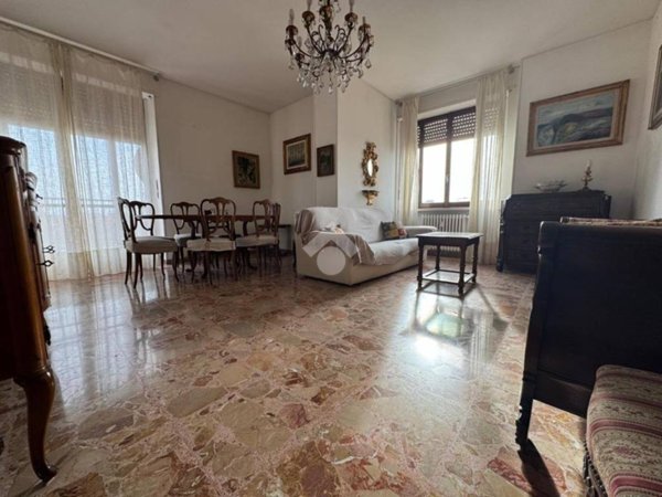 appartamento in vendita ad Alessandria in zona zona Pista
