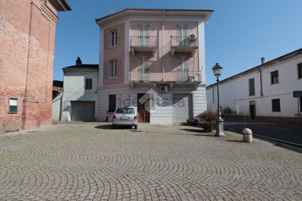 casa semindipendente in vendita ad Alessandria in zona Cantalupo