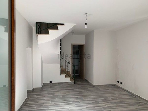 casa indipendente in vendita ad Alessandria in zona Borgo Rovereto