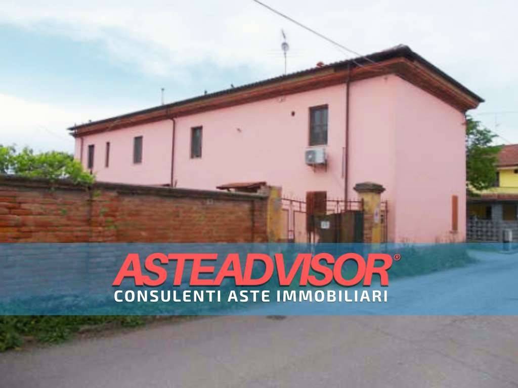 casa indipendente in vendita ad Alessandria in zona Mandrogne