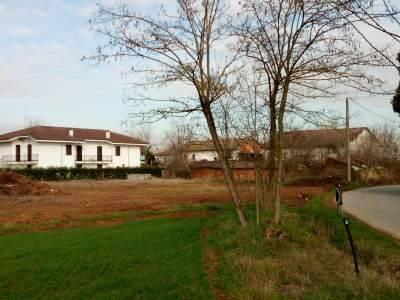 terreno edificabile in vendita ad Alessandria in zona Lobbi