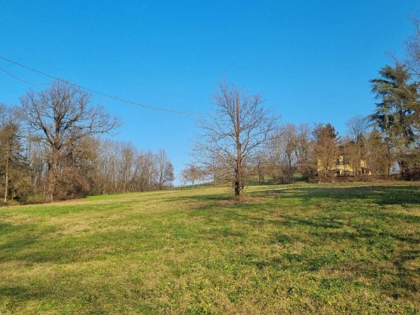 casa indipendente in vendita ad Alessandria in zona Valmadonna