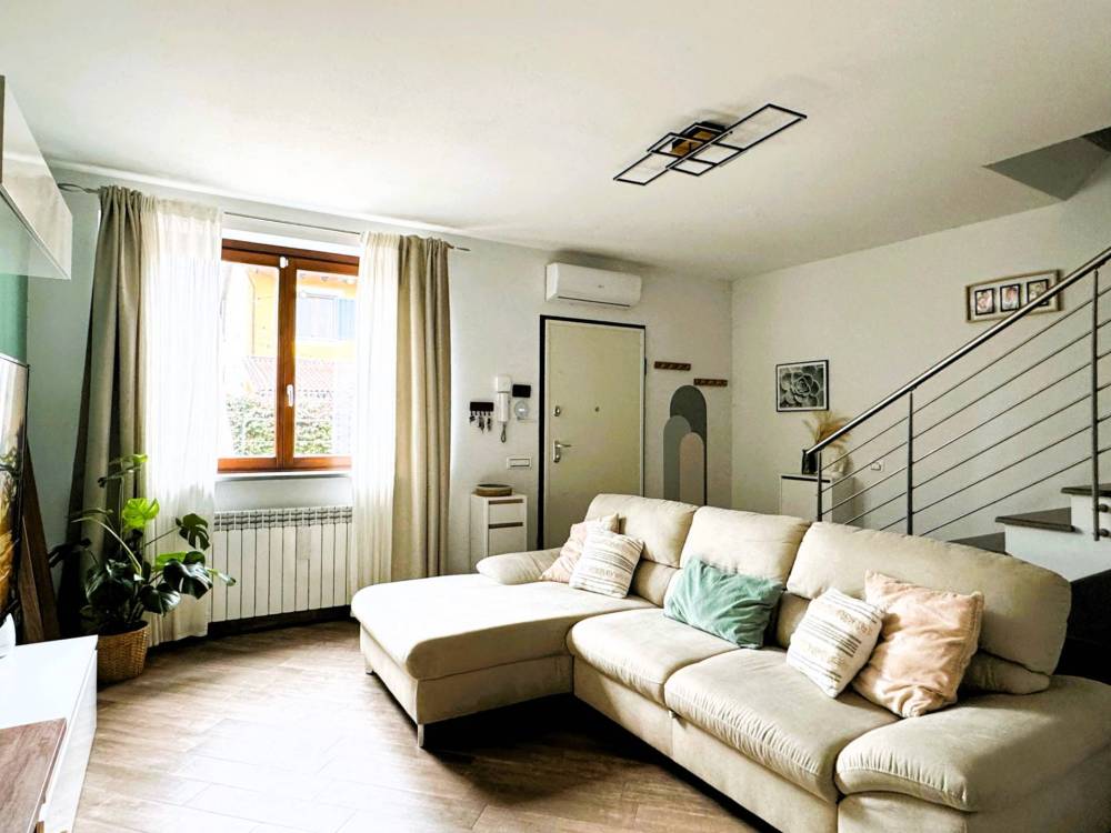 casa indipendente in vendita ad Alessandria in zona Cantalupo