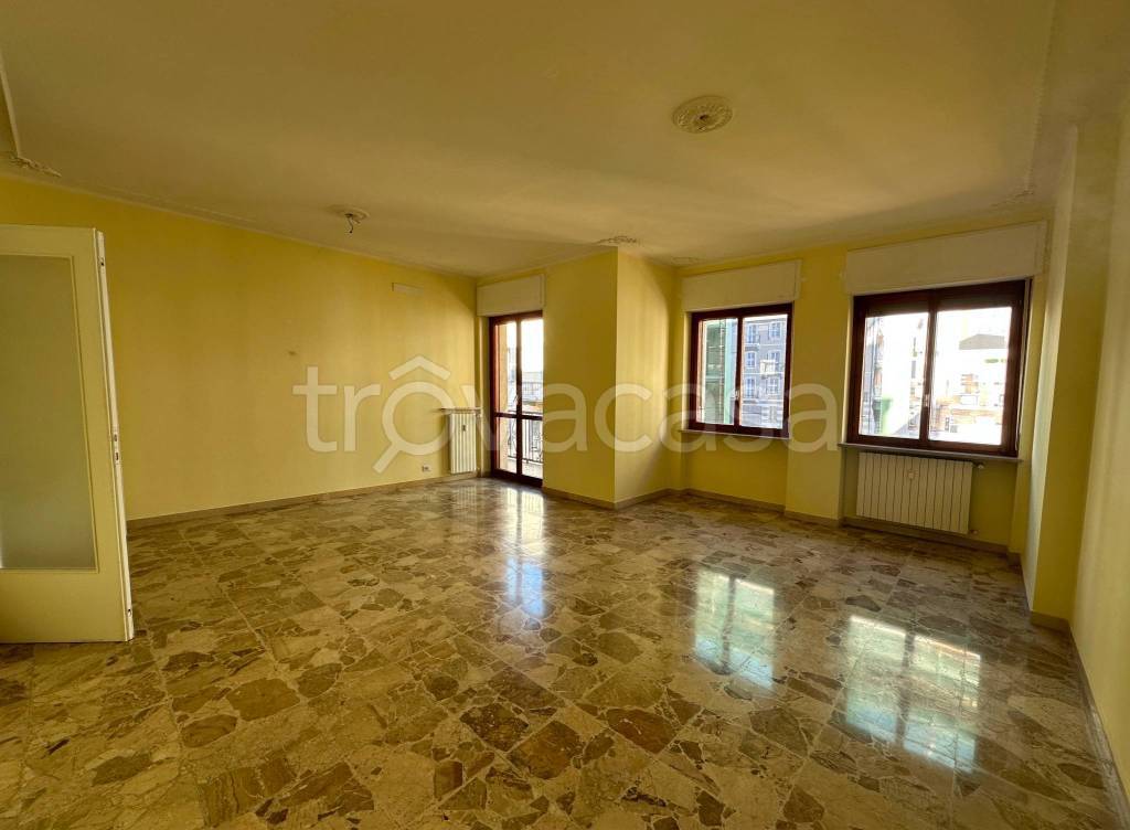 appartamento in vendita ad Alessandria in zona zona Pista