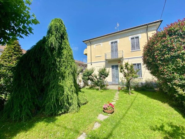 casa indipendente in vendita ad Alessandria in zona Il Cristo
