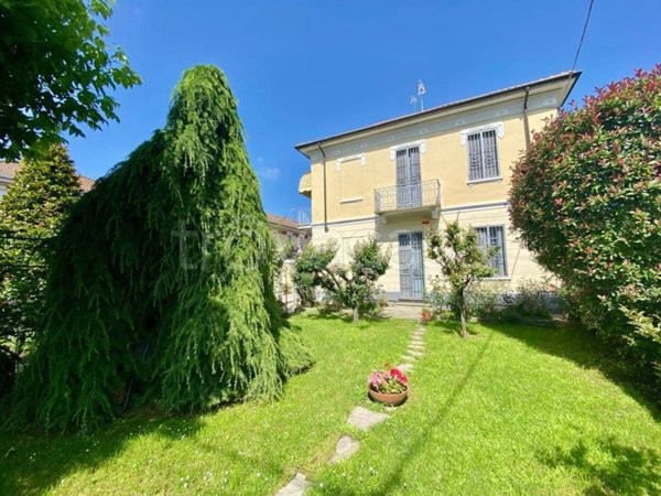casa indipendente in vendita ad Alessandria in zona Il Cristo