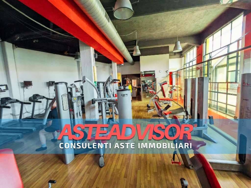 locale commerciale in vendita ad Alessandria in zona Orti