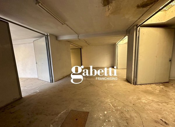 locale di sgombero in vendita ad Alessandria in zona Il Cristo