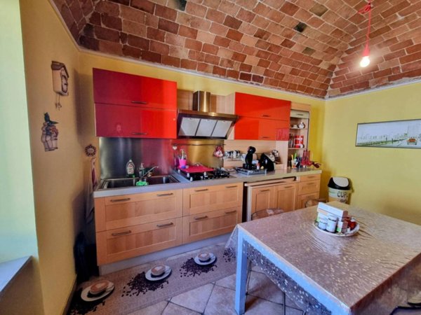 casa indipendente in vendita ad Alessandria in zona Litta Parodi