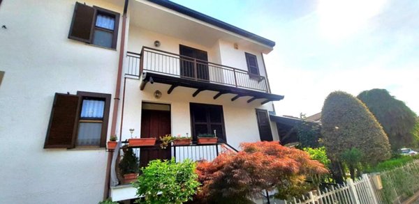 casa indipendente in vendita ad Alessandria in zona Il Cristo
