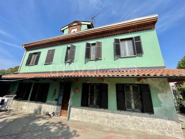 casa indipendente in vendita ad Alessandria in zona San Michele