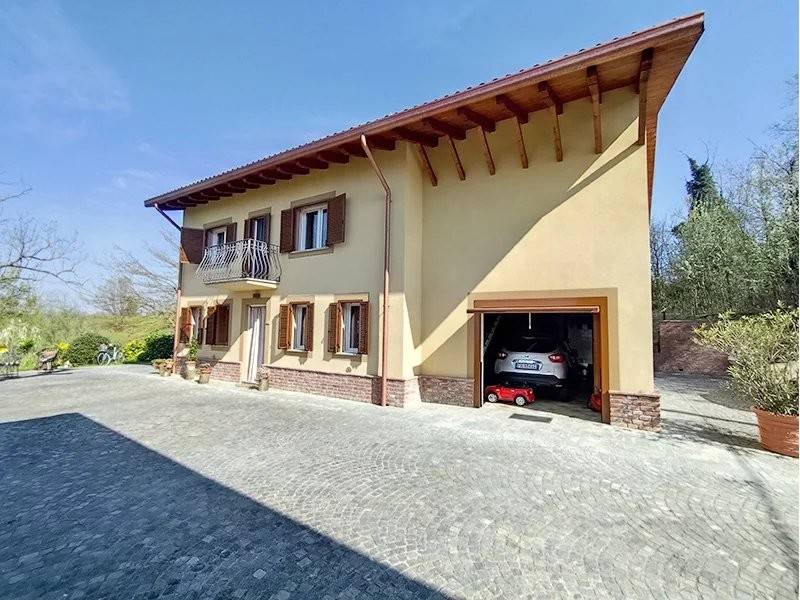 casale in vendita ad Alessandria in zona Centro Città