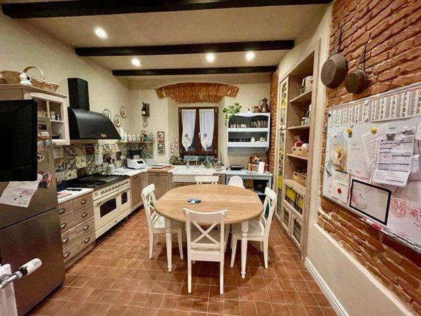 appartamento in vendita ad Alessandria in zona Borgo Rovereto