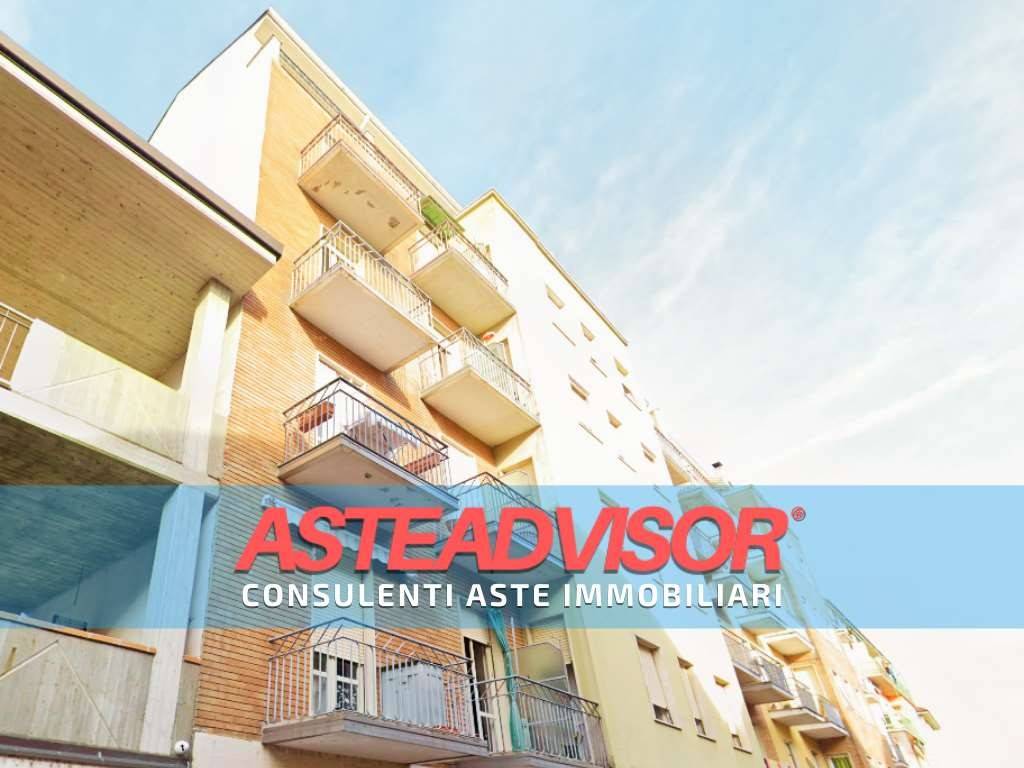 appartamento in vendita ad Alessandria in zona Orti