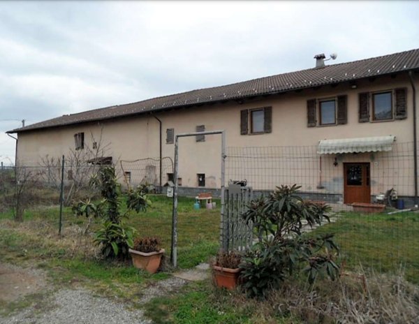 casa indipendente in vendita ad Alessandria