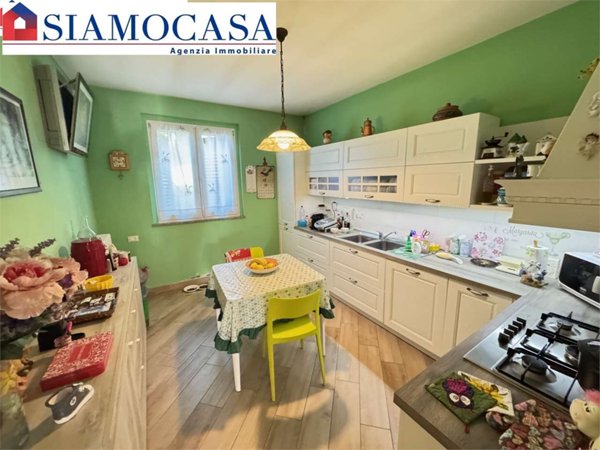 casa indipendente in vendita ad Alessandria in zona Valle San Bartolomeo