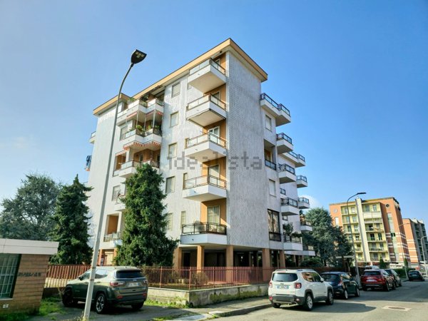 appartamento in vendita ad Alessandria in zona Galimberti