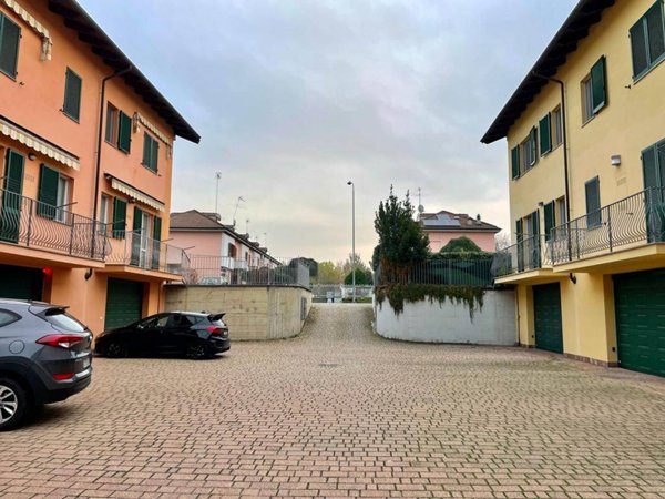 casa indipendente in vendita ad Alessandria in zona Il Cristo