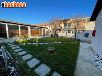 casa indipendente in vendita ad Alessandria in zona San Giuliano Vecchio