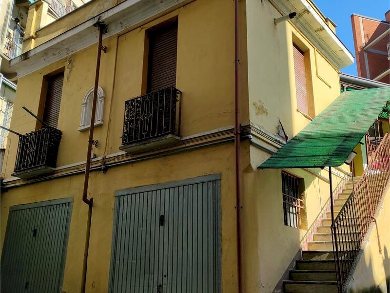 appartamento in vendita ad Alessandria in zona Centro Città