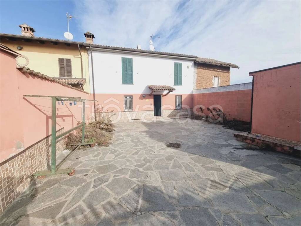casa indipendente in vendita ad Alessandria in zona Spinetta Marengo
