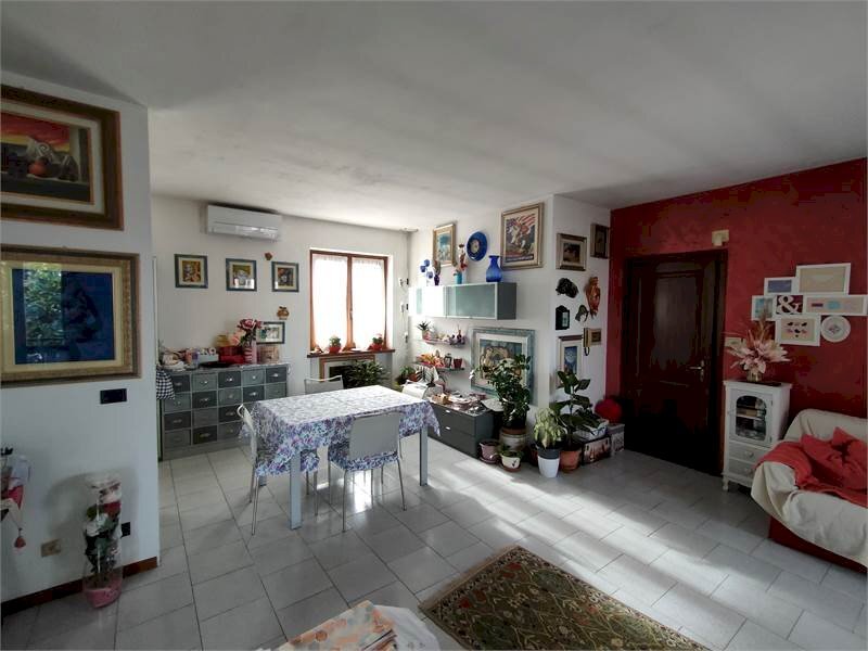 casa semindipendente in vendita ad Alessandria