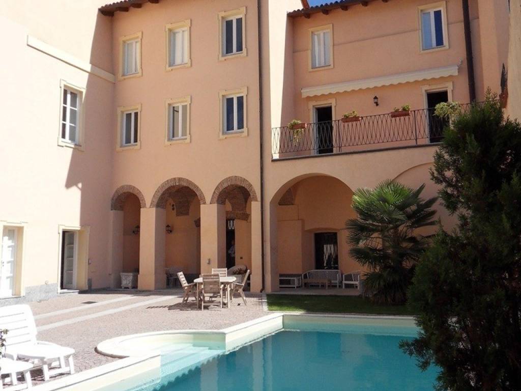 casa indipendente in vendita ad Alessandria in zona Valmadonna