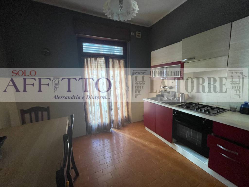 appartamento in vendita ad Alessandria in zona Borgo Rovereto