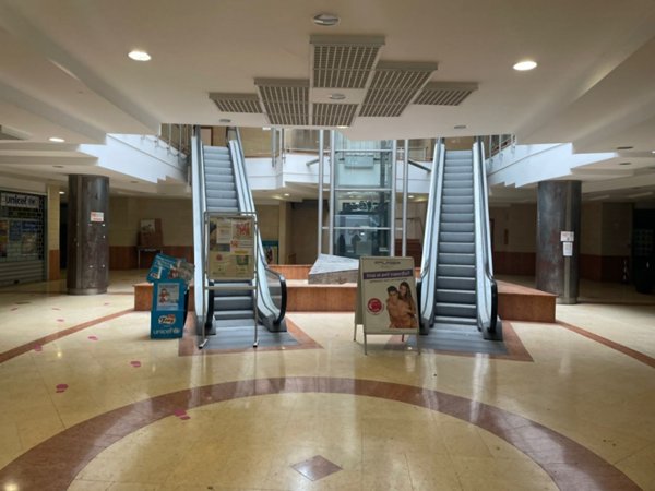 negozio in vendita ad Alessandria