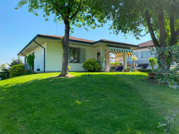 casa indipendente in vendita ad Alessandria in zona Spinetta Marengo