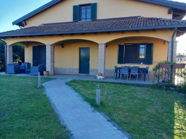 casa indipendente in vendita ad Alessandria