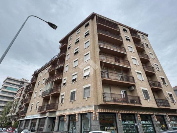 appartamento in vendita ad Alessandria in zona Borgo Rovereto