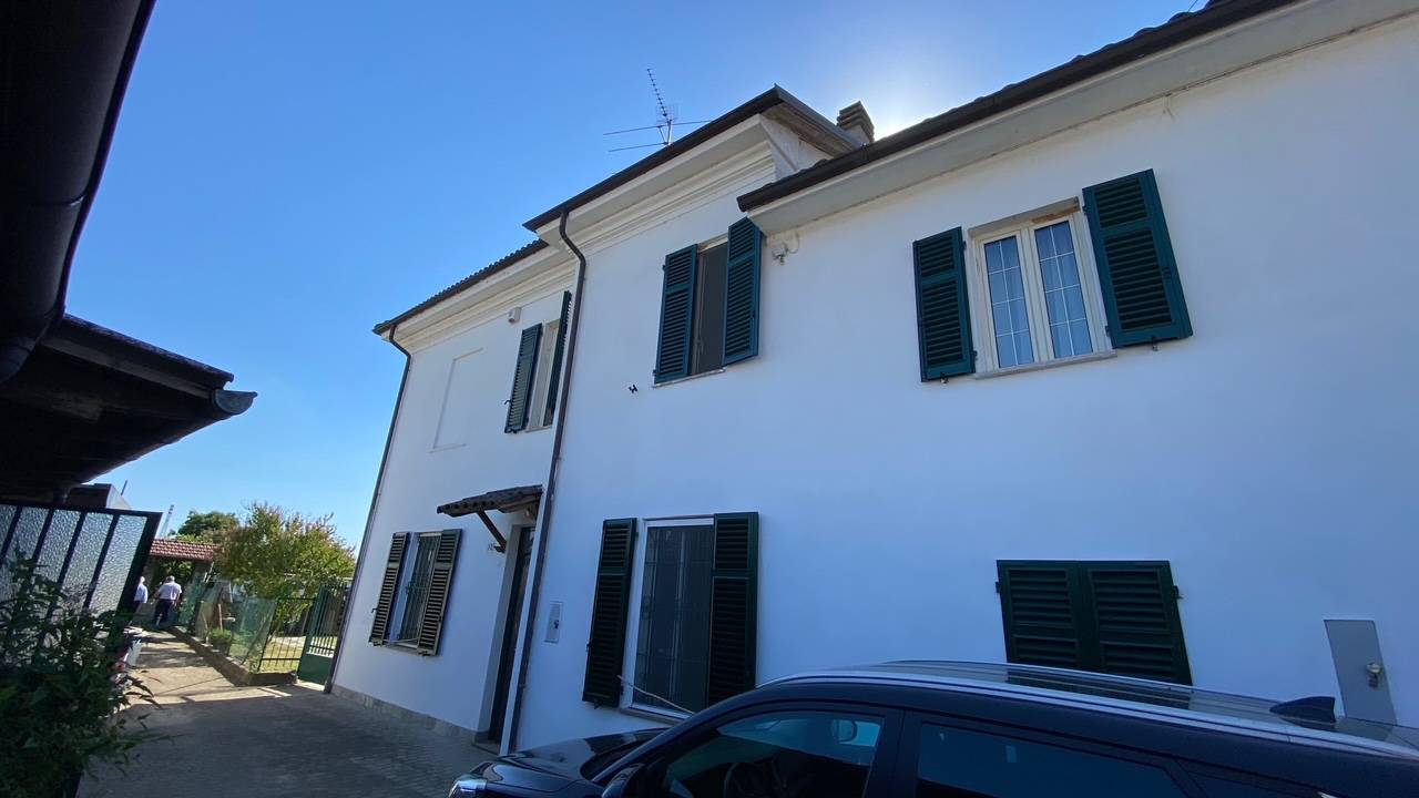 casa indipendente in vendita ad Alessandria in zona Cantalupo