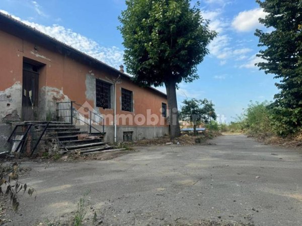 casa indipendente in vendita ad Alessandria in zona Castelceriolo