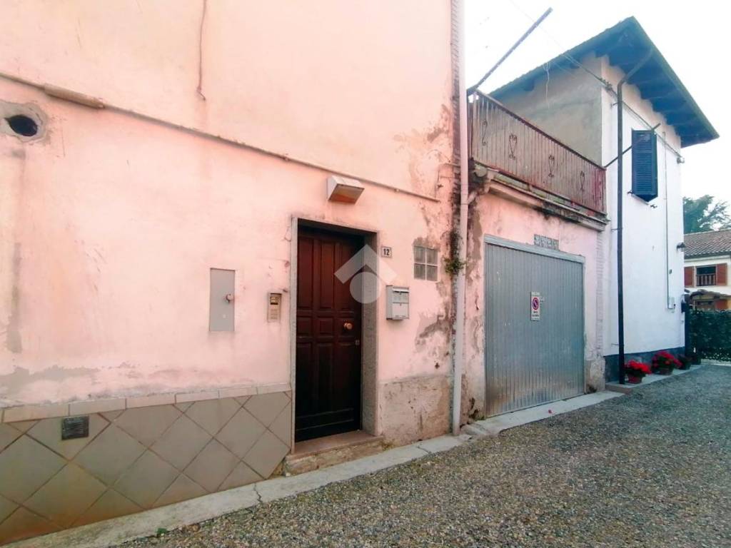 casa indipendente in vendita ad Alessandria in zona Litta Parodi