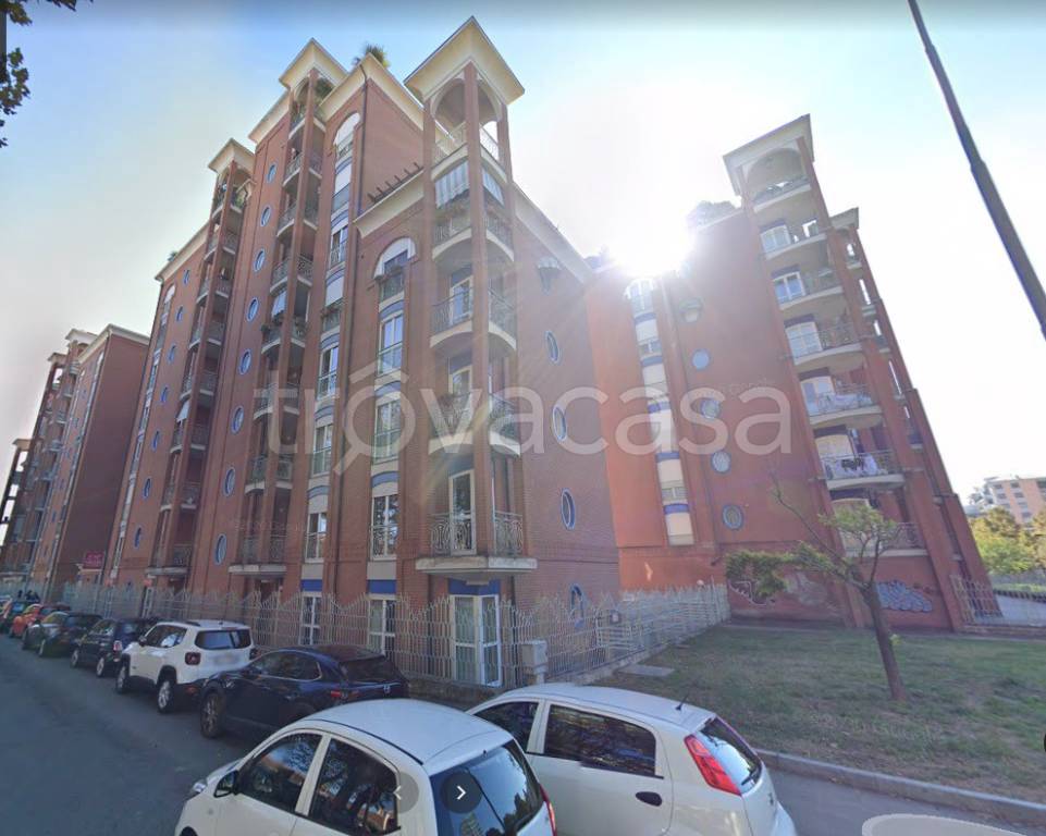 casa indipendente in vendita ad Alessandria in zona zona Pista