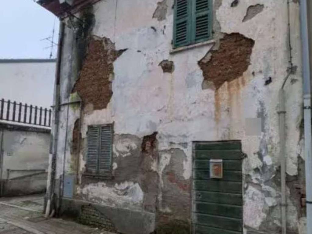 casa indipendente in vendita ad Alessandria in zona San Giuliano Nuovo