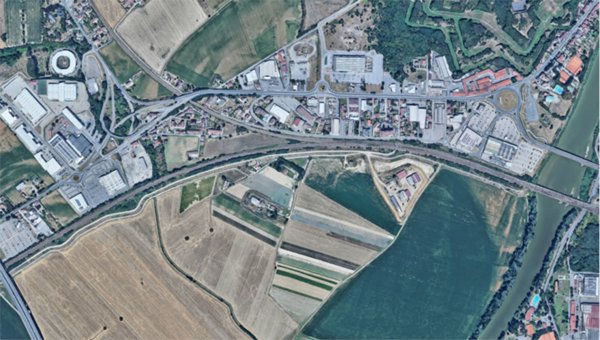 negozio in vendita ad Alessandria