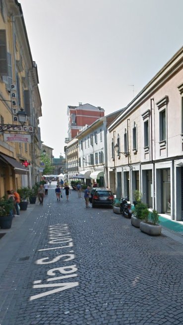 negozio in vendita ad Alessandria