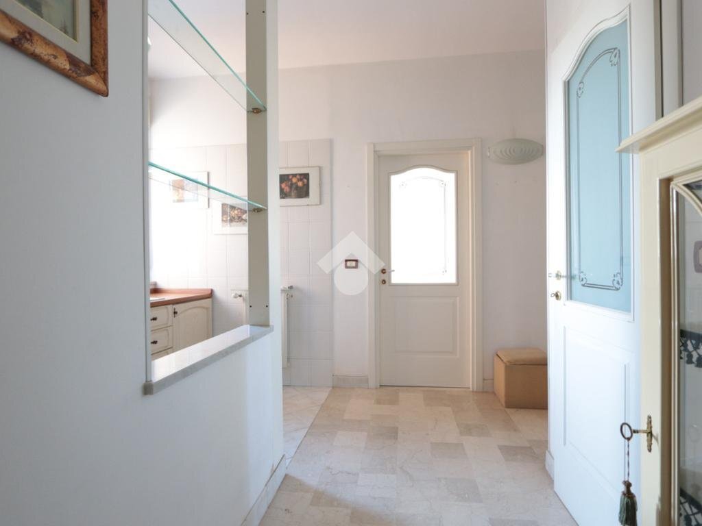appartamento in vendita ad Alessandria in zona Cabanette